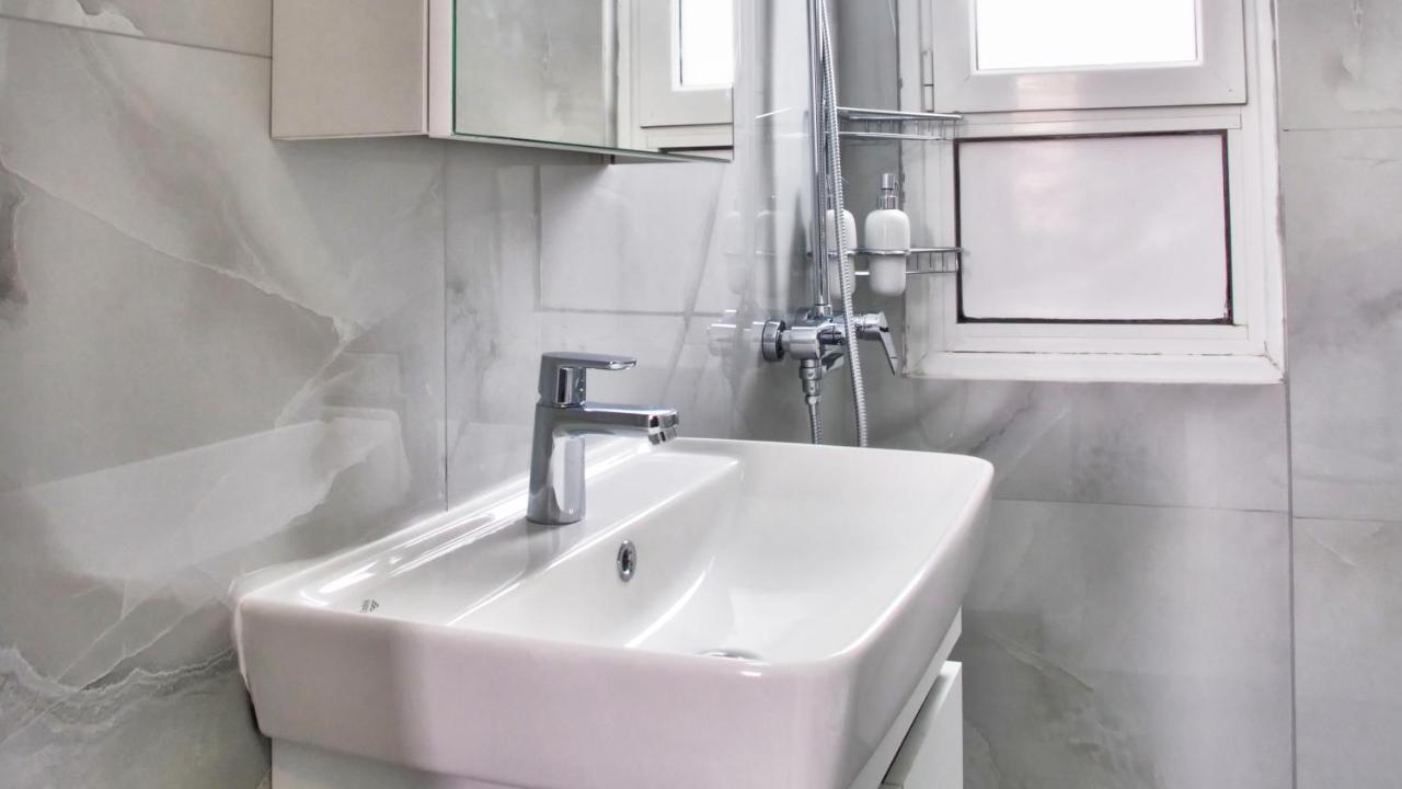 Heart-Warming Eleni Apartment In Corfu Town 外观 照片