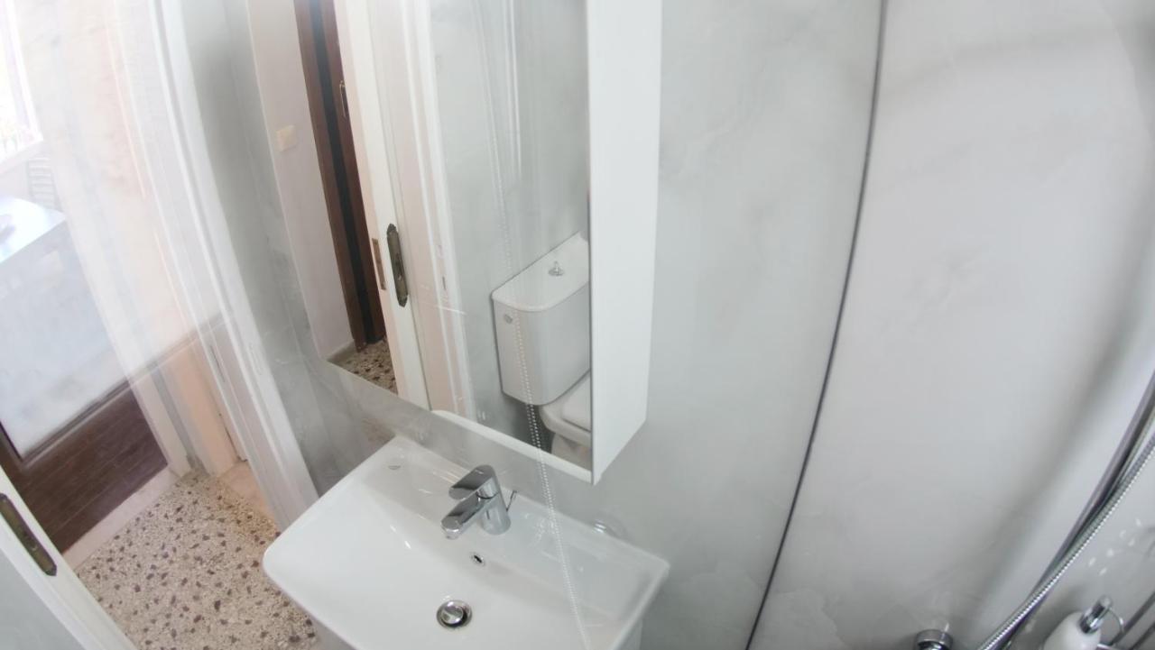 Heart-Warming Eleni Apartment In Corfu Town 外观 照片
